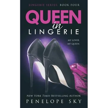 Queen in Lingerie