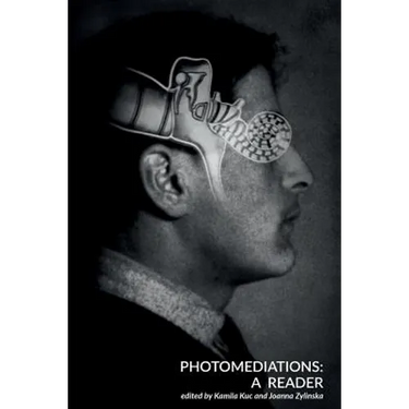 Photomediations
