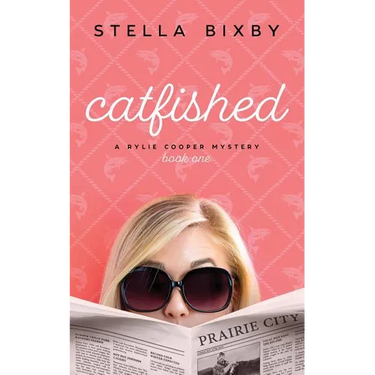 Catfished: A Rylie Cooper Mystery, Book One