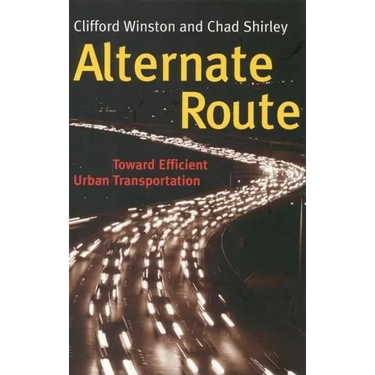 Alternate Route: Toward Efficient Urban Transportation