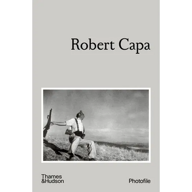 Robert Capa (Photofile)