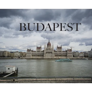 Budapest: Travel Book on Budapest