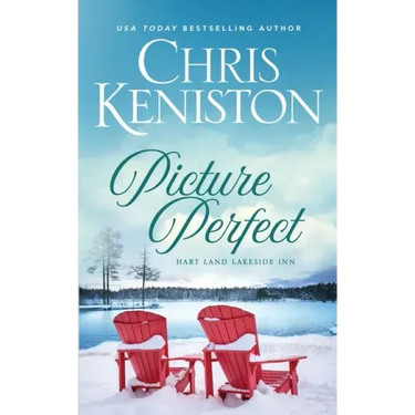 Picture Perfect: A Hart Land Holiday Cozy Romance