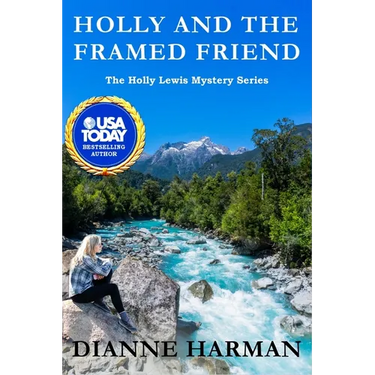 Holly and the Framed Friend: The Holly Lewis Mystery Series
