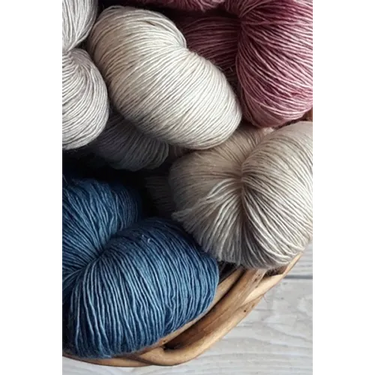 Knitting Graph Paper 4: 5 & 2:3 Ratio: Yarn Photograph