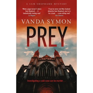 Prey: The Chilling, Twisty New Sam Shephard Mystery Volume 6