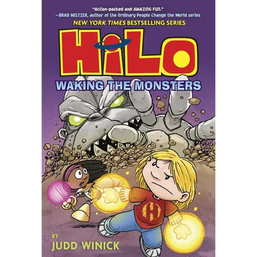 Hilo Book 4: Waking the Monsters: (A Graphic Novel)