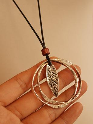 Leaf Double Circle Fresh Necklace by migunica