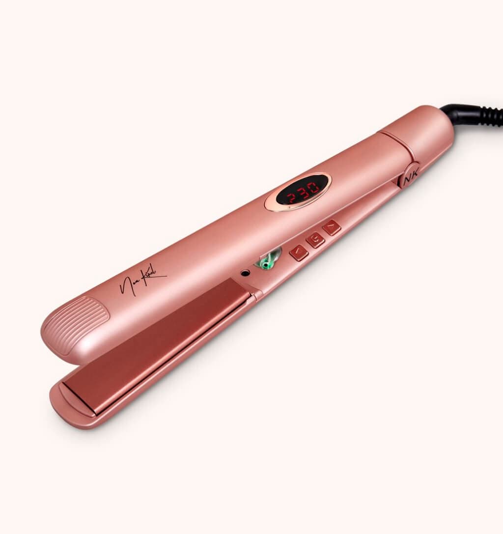 Noa Kirel Stylista Straightener by NuMe