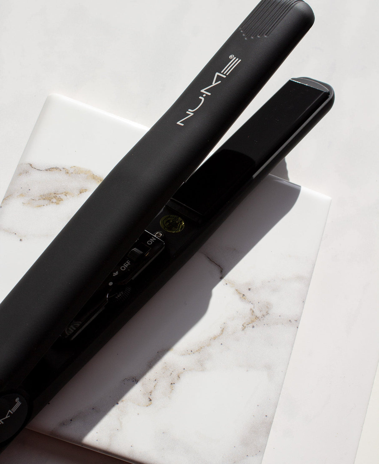 NUME Fashionista Flat Iron by NuMe