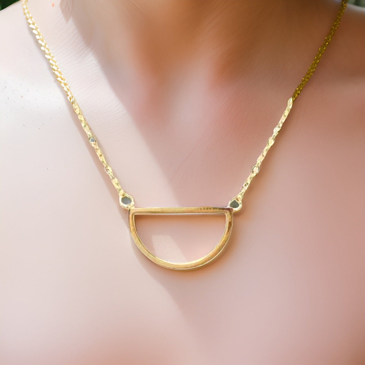 U-Shaped Necklace by The Urban Charm