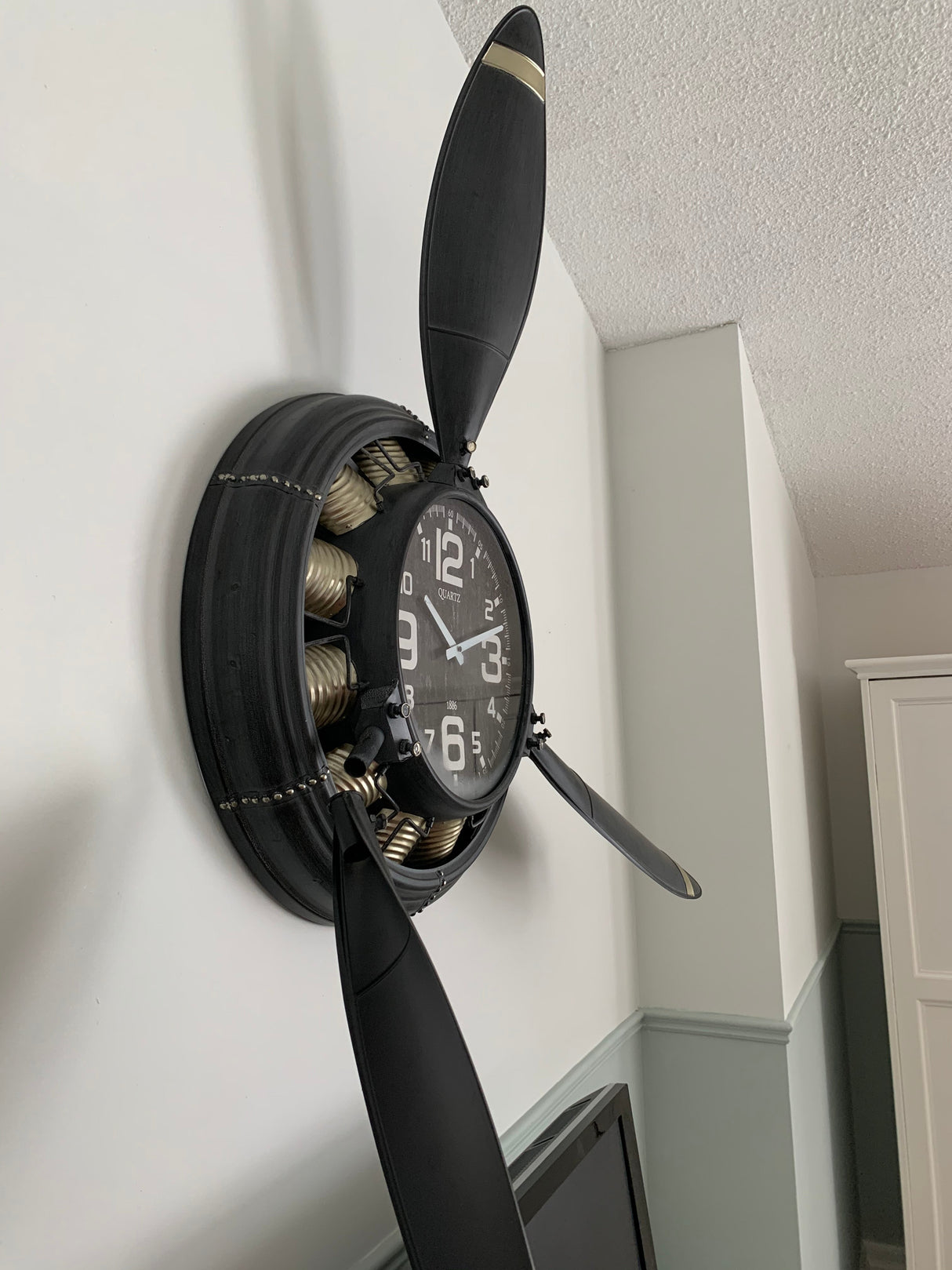 Metal Airplane Propeller Wall Décor clock by Peterson Housewares & Artwares