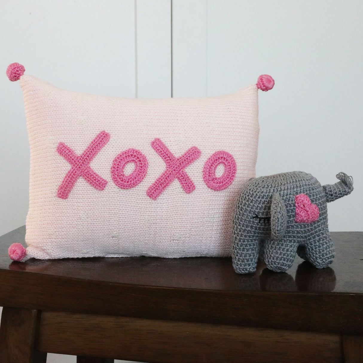 XOXO Mini Pillow, pink by Melange Collection