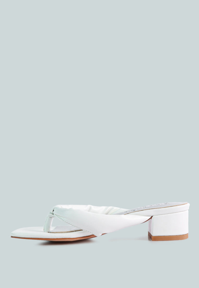 memestar low heel thong sandals by London Rag