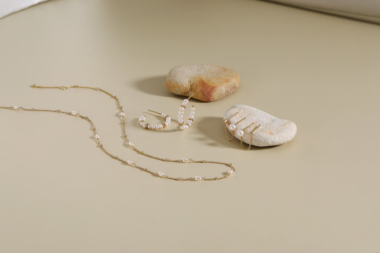 MICRO PEARL & BEAD NECKLACE by eklexic jewelry