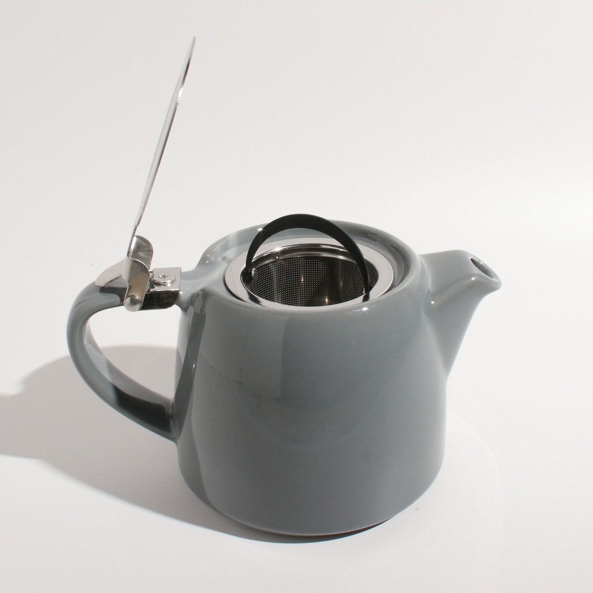 Petit Belle Hot Tea Teapot by Plum Deluxe Tea