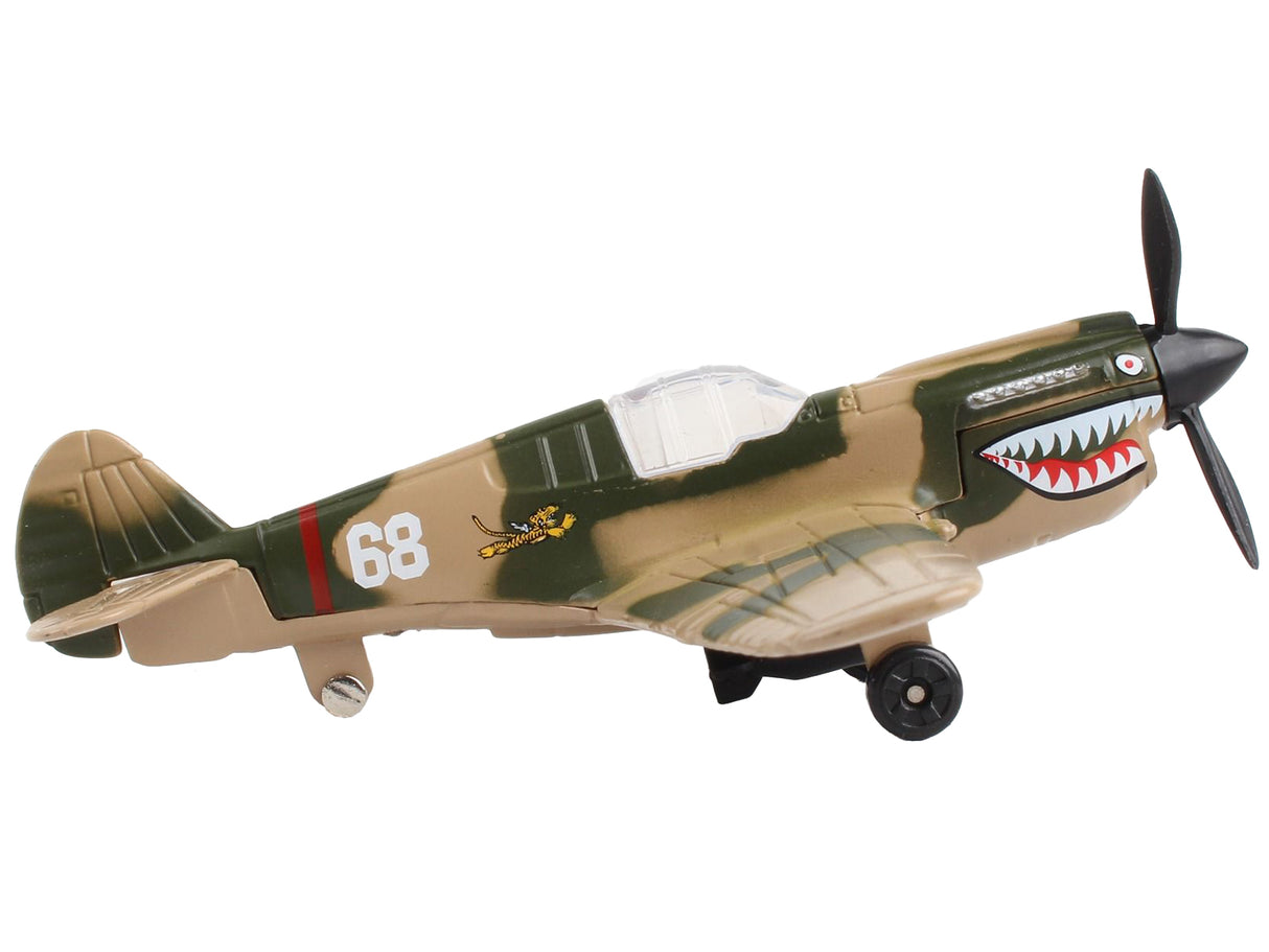 Curtiss P-40 Warhawk Fighter Aircraft Camouflage "Flying Tigers-First American Volunteer Group" with Runway Section Diecast Model Airplane by Runway24