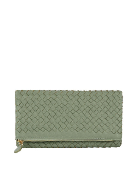 Woven front flap clutch by hfstylish