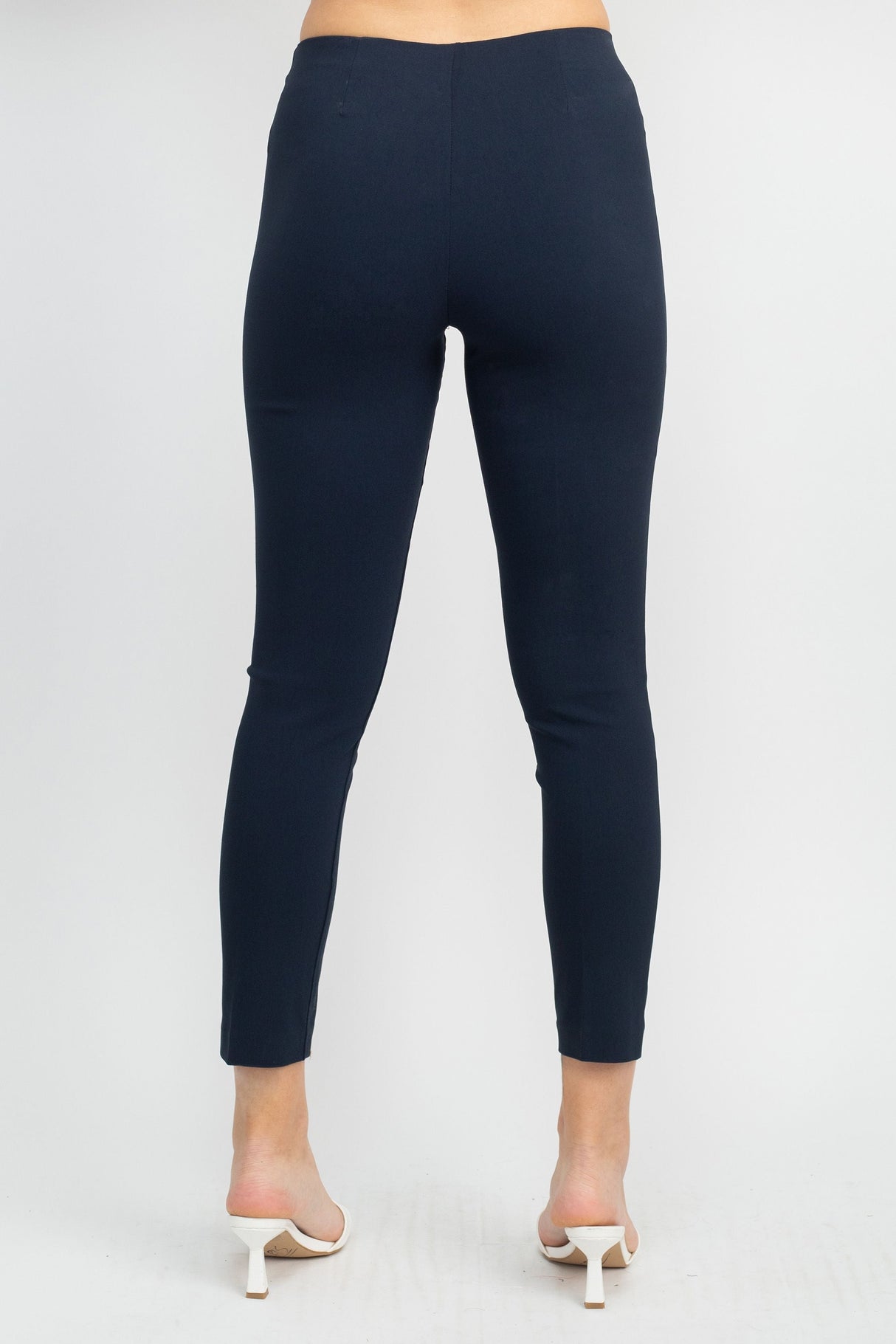 Adrianna Papell Mid Waist Pull On Skinny Pants by Curated Brands