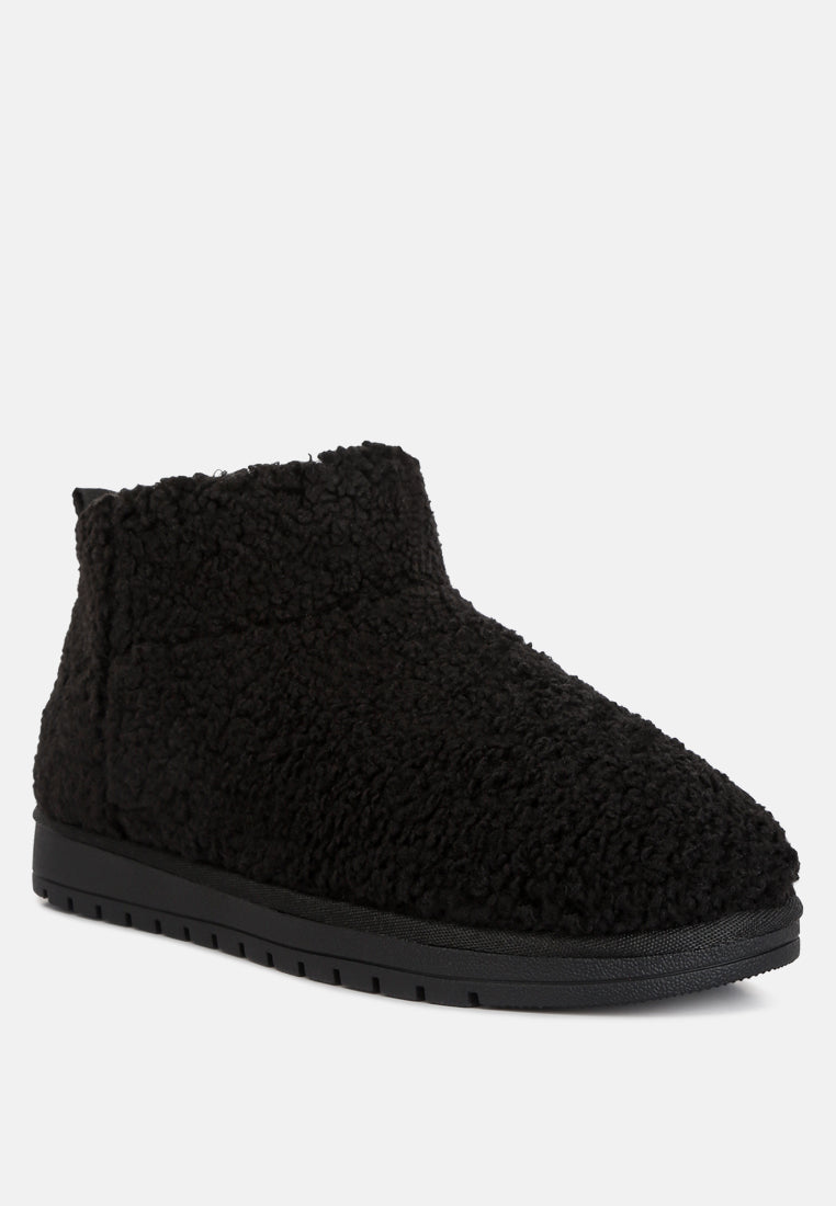 anatole fleece exterior fluffy boots by London Rag