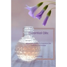Essential Oils: Beginner's Guide To Essential Oils and Aromatherapy