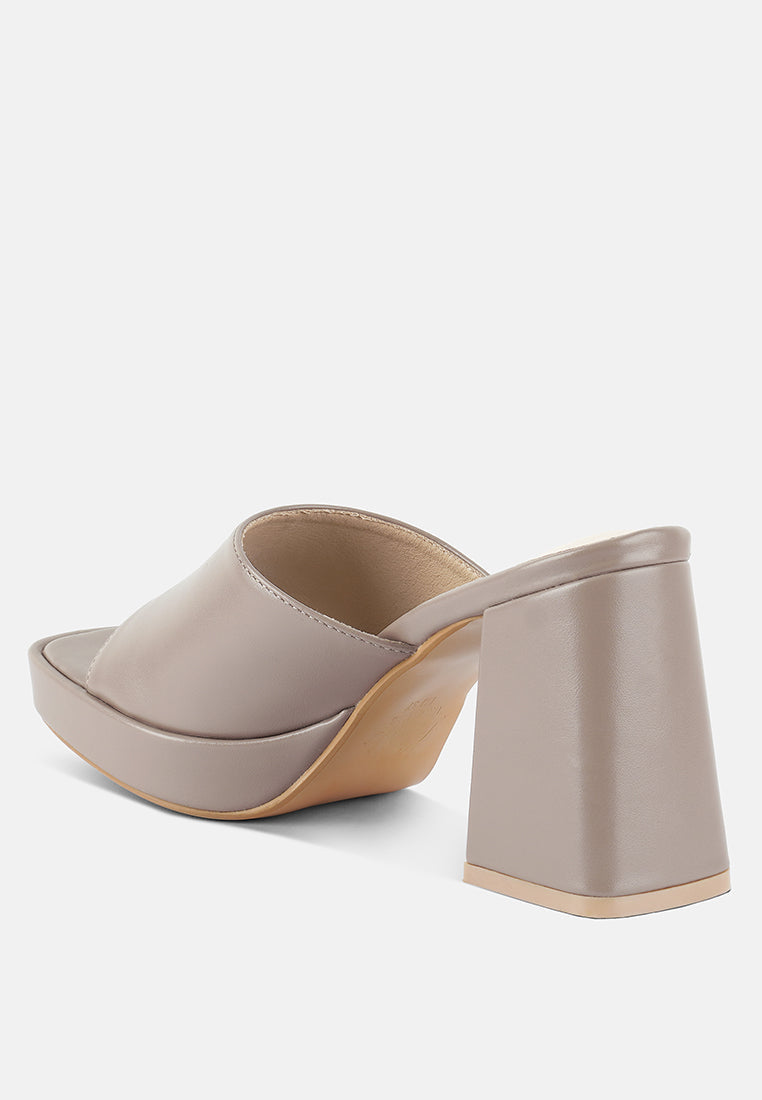 flexes flared block heel sandals by London Rag