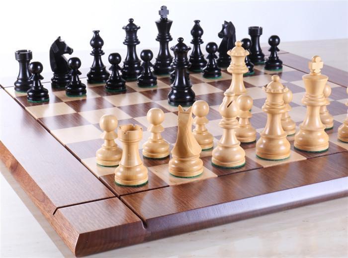 Heirloom Championship Chess Set by Chess House