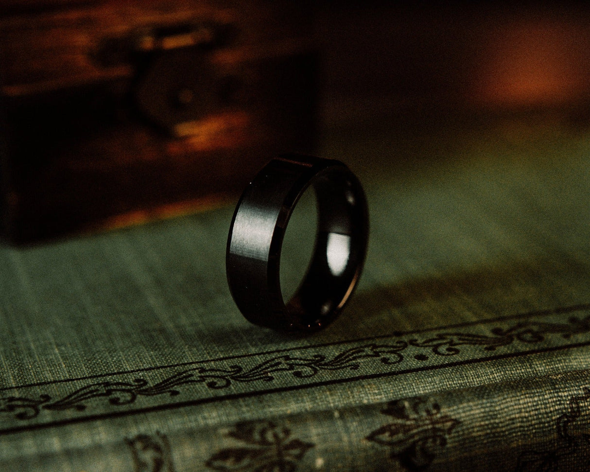 The “Eclipse” Ring by Vintage Gentlemen