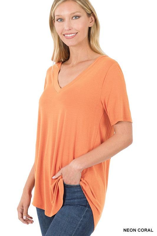 LUXE RAYON SHORT SLEEVE V-NECK HI-LOW HEM TOP - VYSN