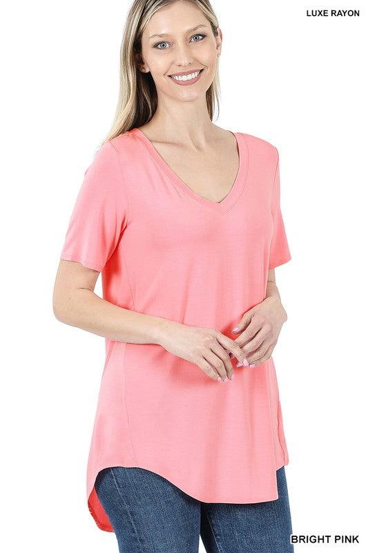 LUXE RAYON SHORT SLEEVE V-NECK HI-LOW HEM TOP - VYSN