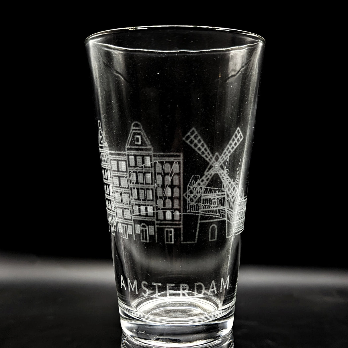 CITY SKYLINES Pint Glasses by LumEngrave