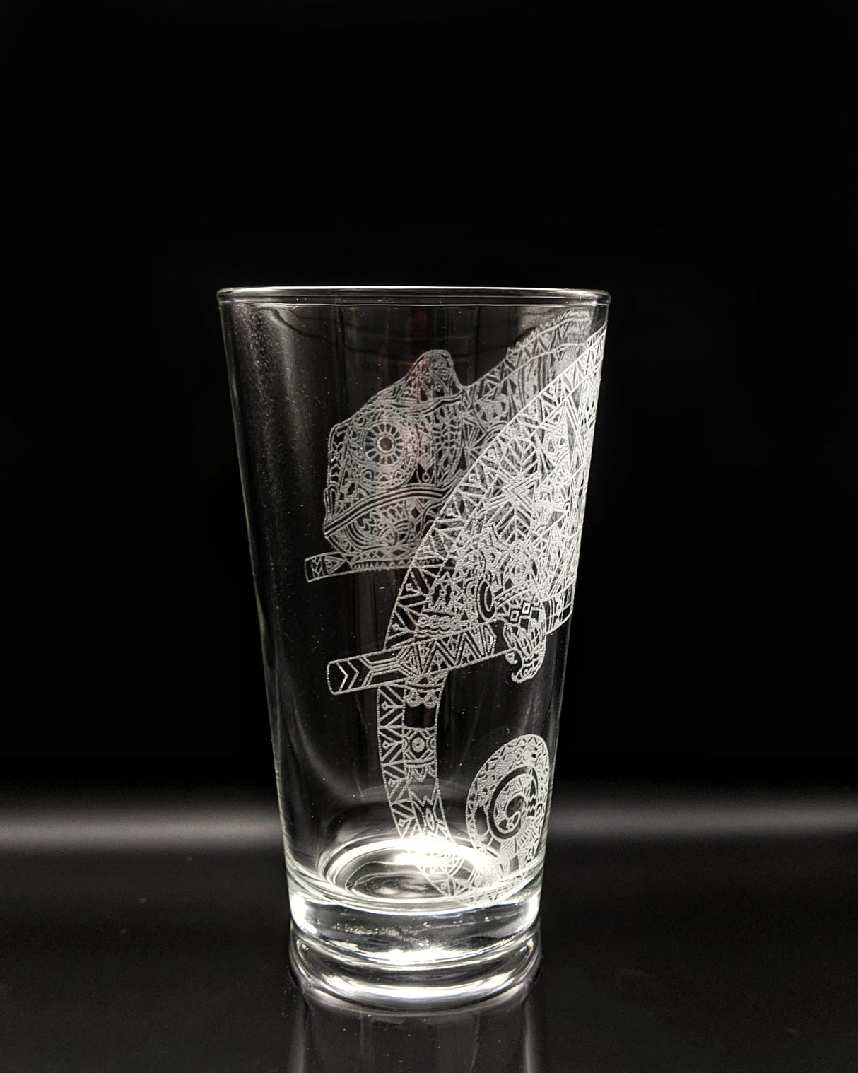 MYSTIC ANIMAL Pint Glasses by LumEngrave