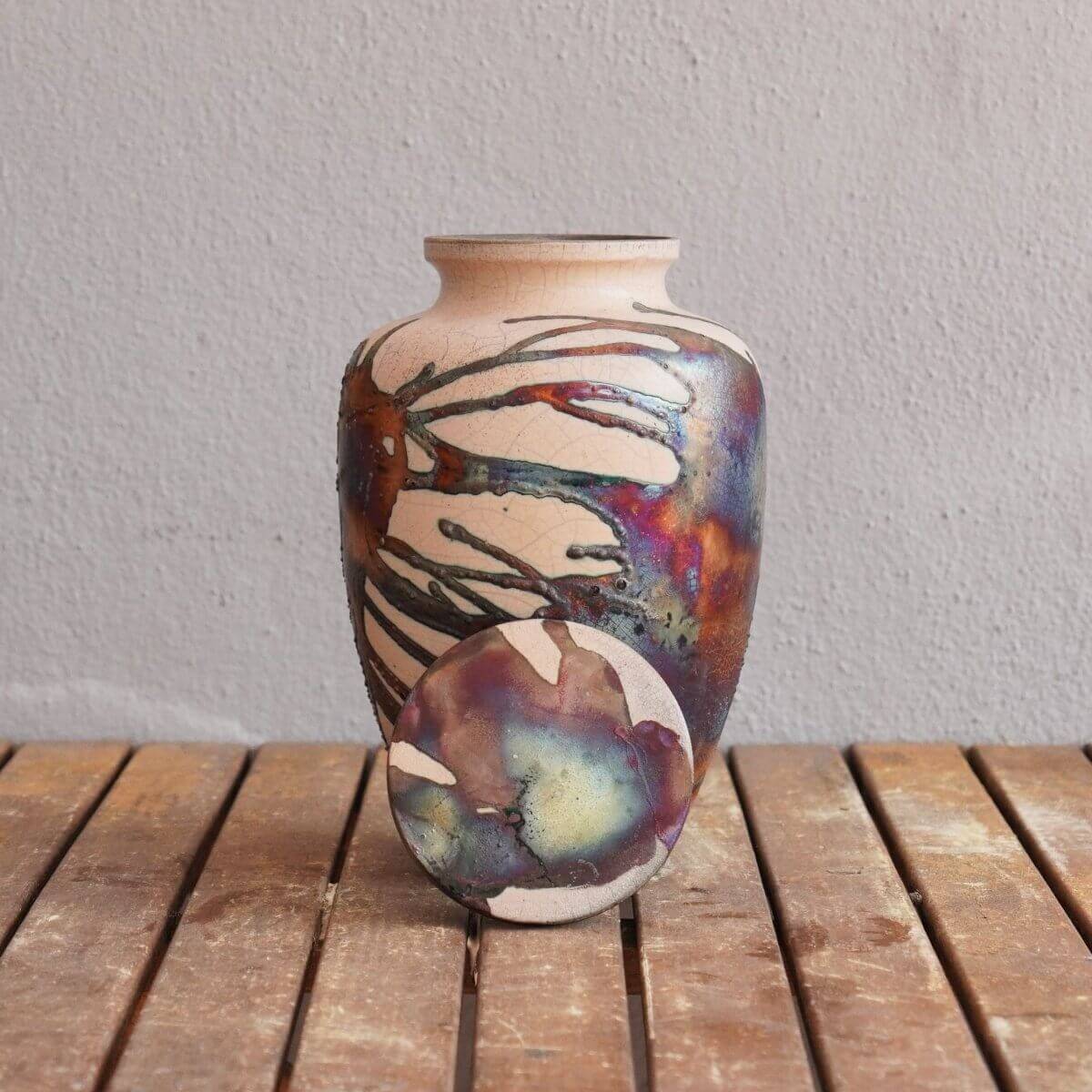 RAAQUU Omoide Ceramic Urn (Pre-Order) for Adult Remains - Raku Pottery 170 cubic inches Unique Handmade Cremation Vessel for Ashes, Pets, Cats, Dogs by RAAQUU