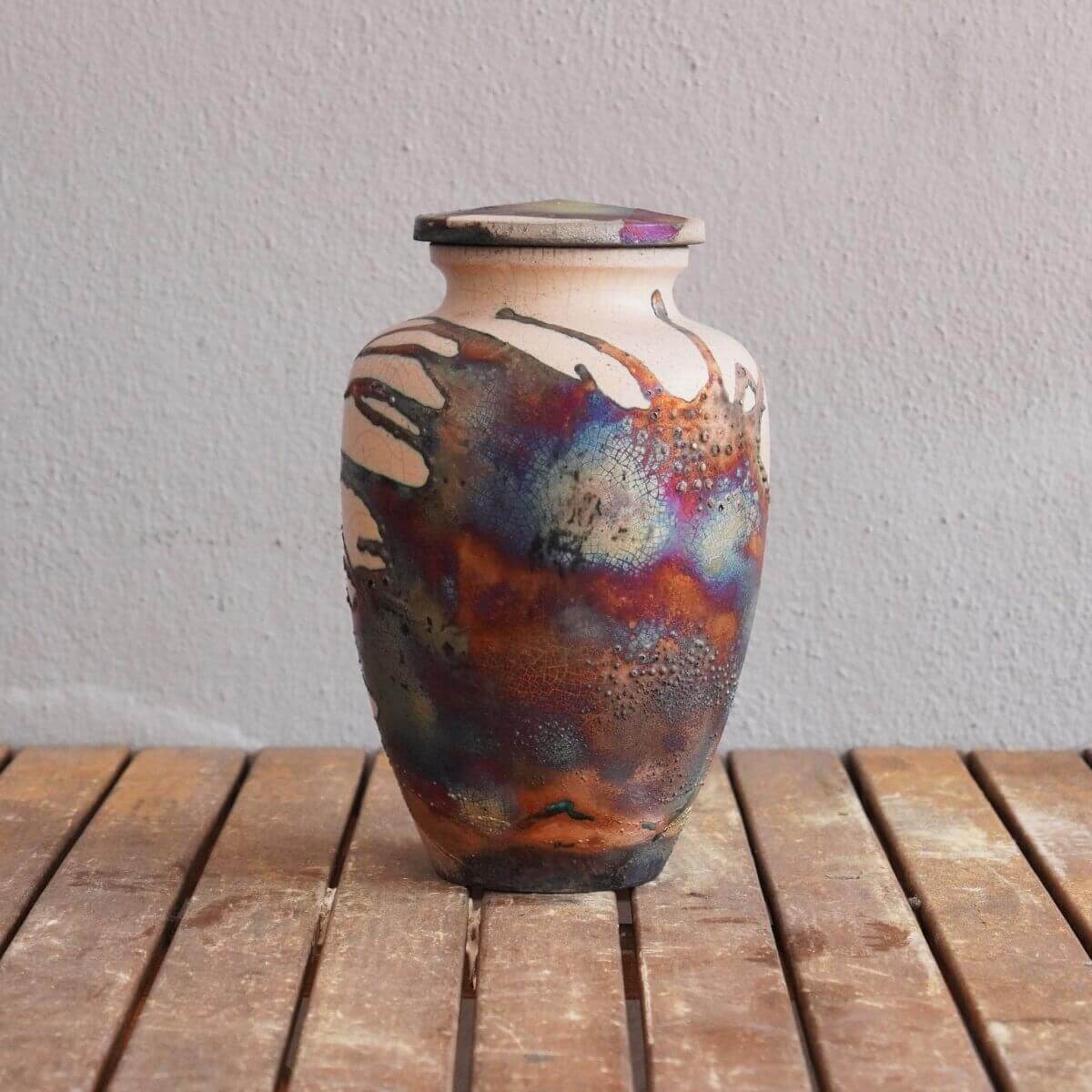 RAAQUU Omoide Ceramic Urn (Pre-Order) for Adult Remains - Raku Pottery 170 cubic inches Unique Handmade Cremation Vessel for Ashes, Pets, Cats, Dogs by RAAQUU