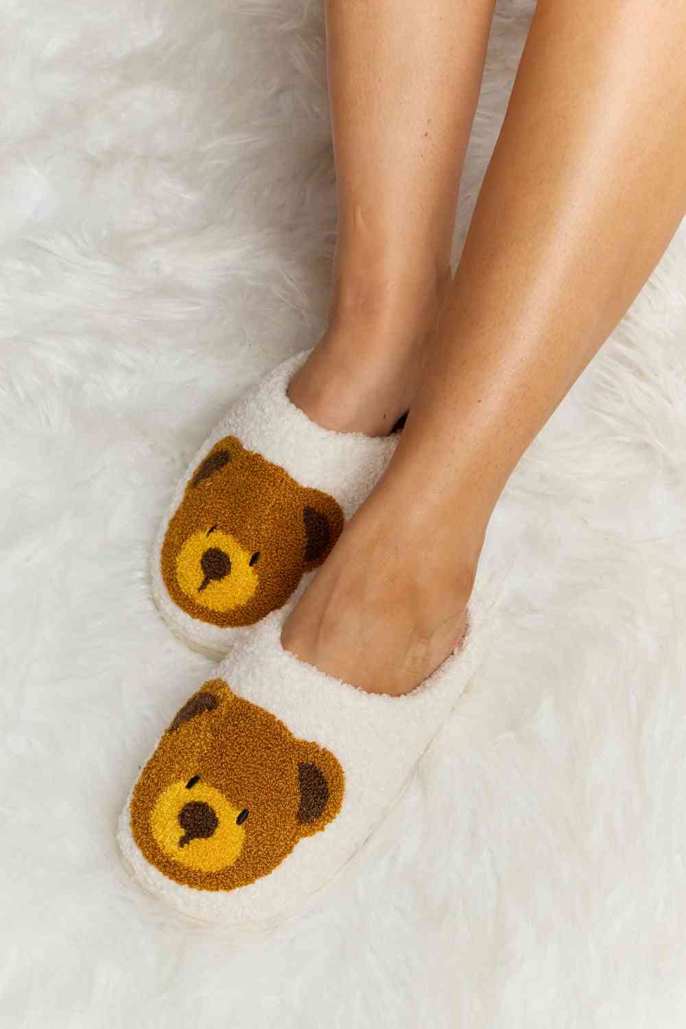 Melody Teddy Bear Print Plush Slide Slippers