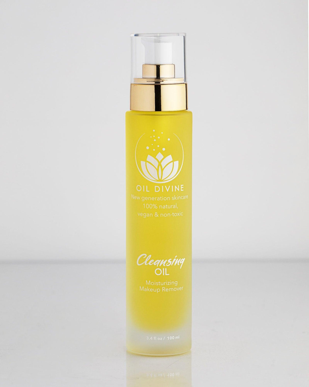 Moisturizing Cleansing Oil by Oil Divine - Vysn