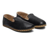 Women's Barefoot Grounding Slip-on Shoes / Ebony by Raum - Vysn